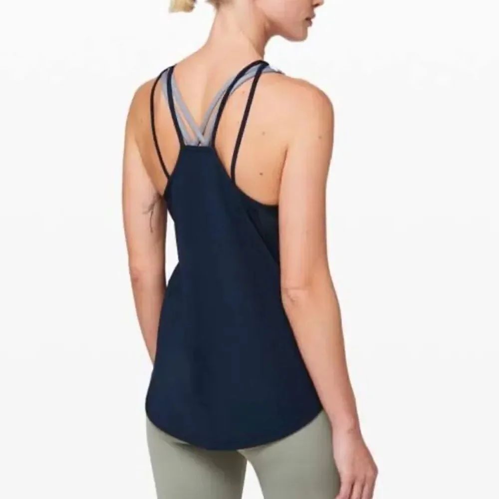 Lululemon Run Off-Route Tank
True Navy
